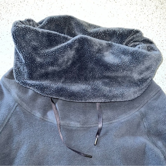 lululemon don’t hurry be happy pullover - Picture 3 of 14